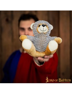 Nounours en peluche avec haubert en maille 2